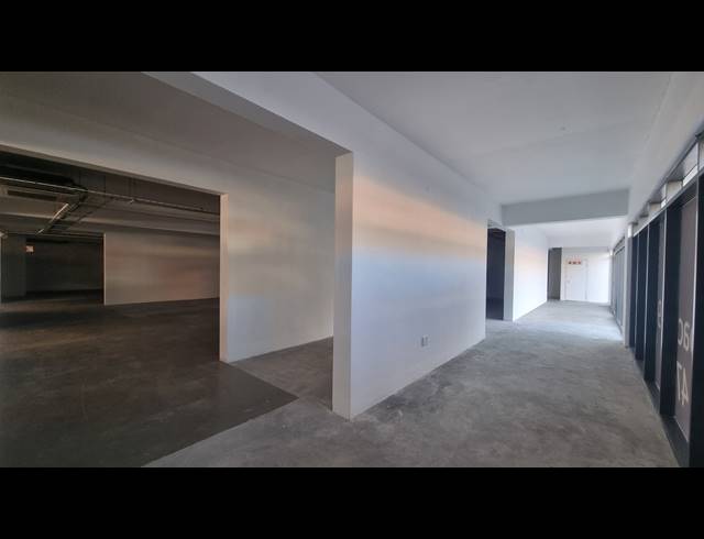 496M² RETAIL TO LET IN WOODSTOCK